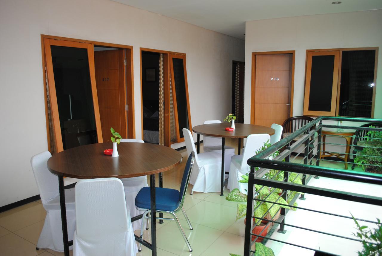 Hotel Wisata Baru 세랑 외부 사진