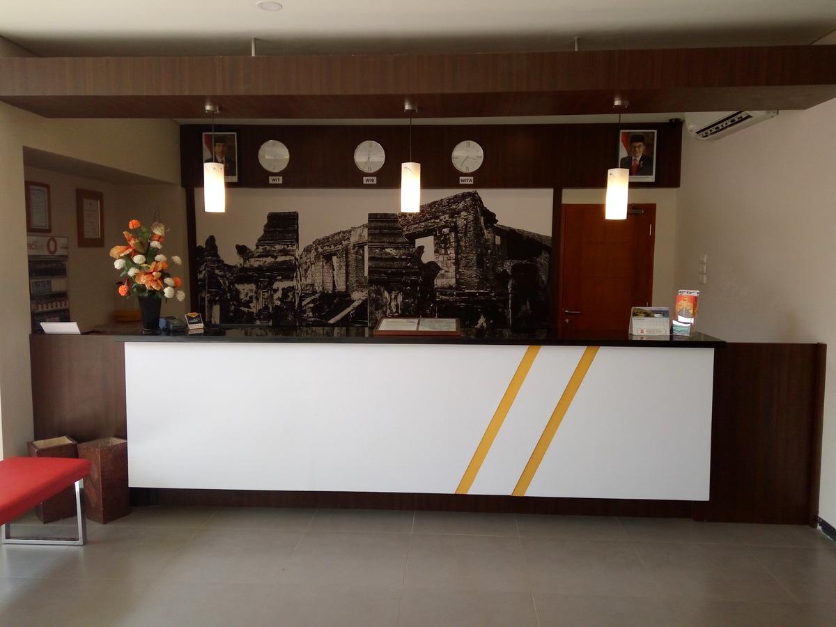 Hotel Wisata Baru 세랑 외부 사진